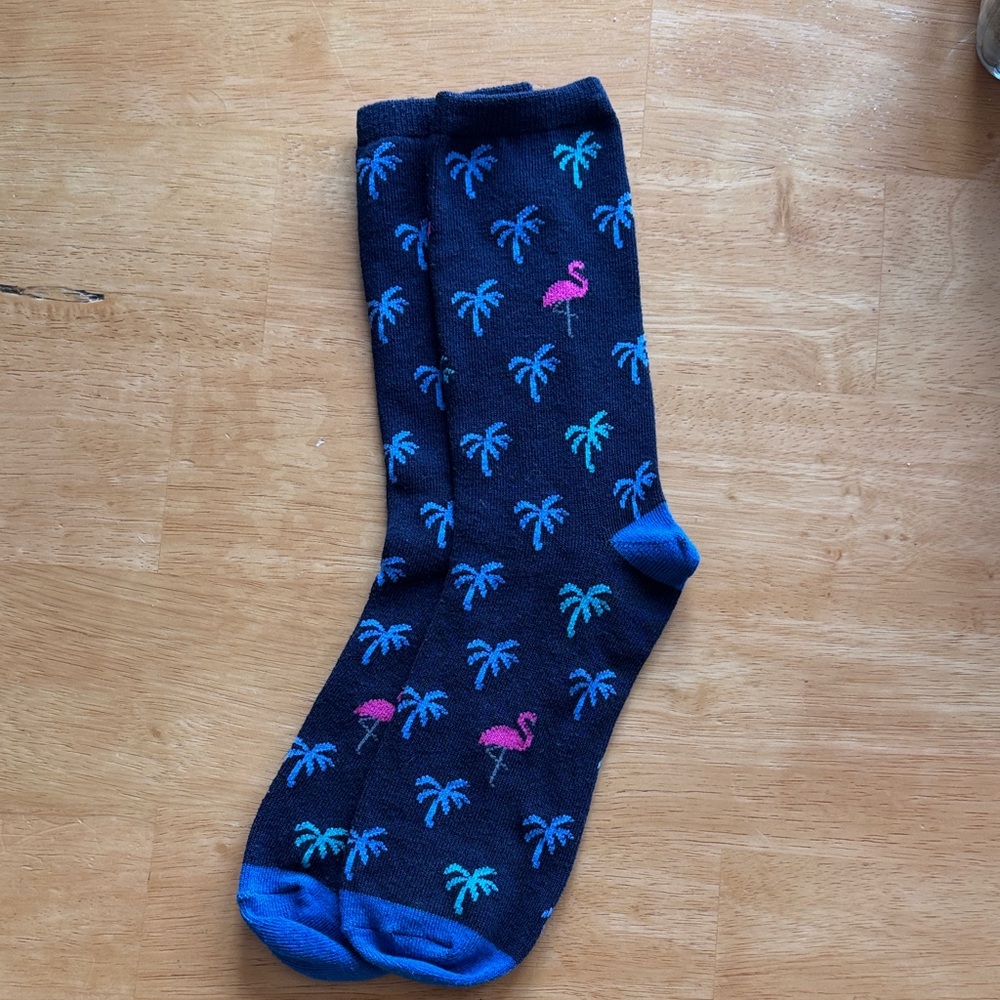 Men's Blue w/Pink Flamingo Patterned Long Socks NWOT One Size